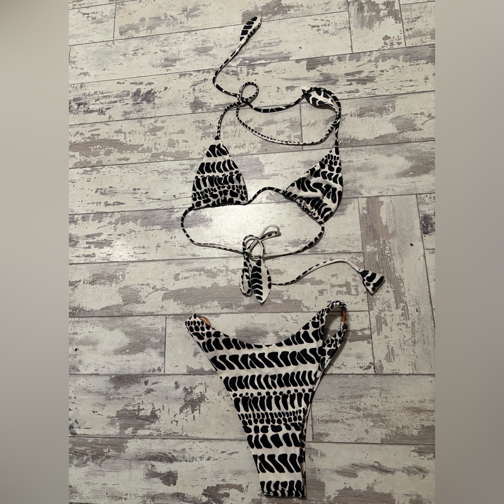 Black and White Patterned Bikini